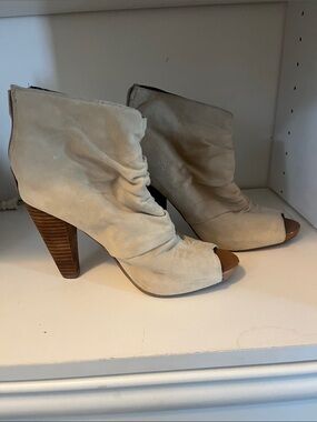 Seychelles Beige Suede Peep-Toe Ruch Ankle Booties with Brown Toe